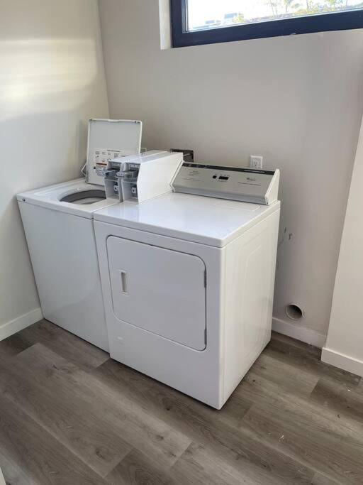 Luxurious Furnished Studio W Full Kitchen In Sd 샌디에이고 외부 사진